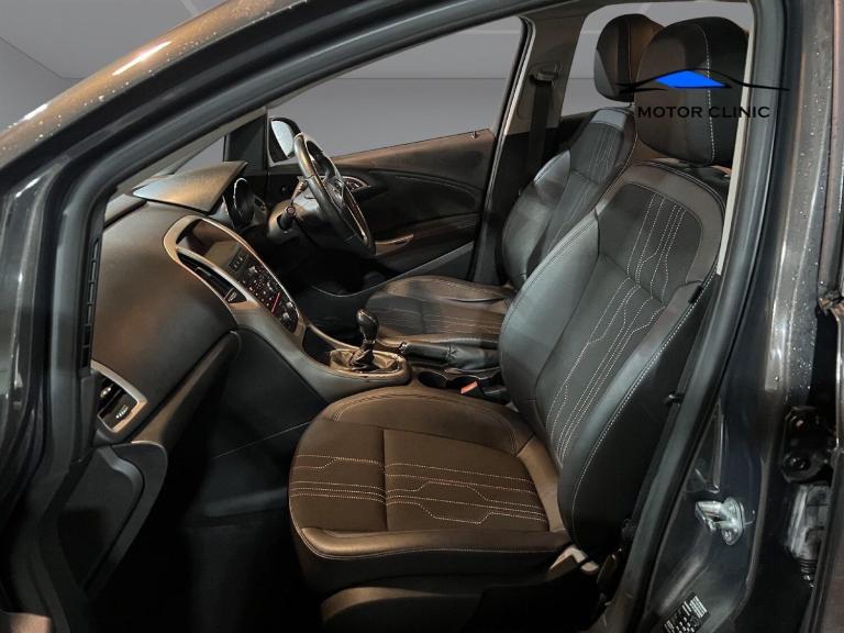 2014 Vauxhall Astra 1.6i 16V Limited Edition 5dr HATCHBACK Petrol Manual