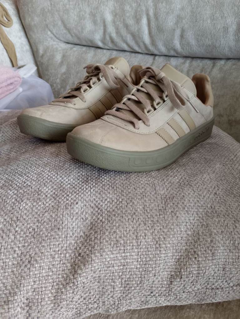 Mens Adidas TRIM TRAM X CHETCUTI UK 8.5 