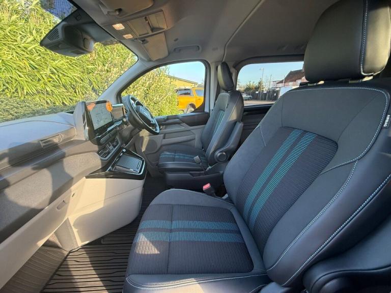  Ford Transit Custom 2.5 PHEV 232ps L1 H1 Double Cab Van Sport Auto Hybrid