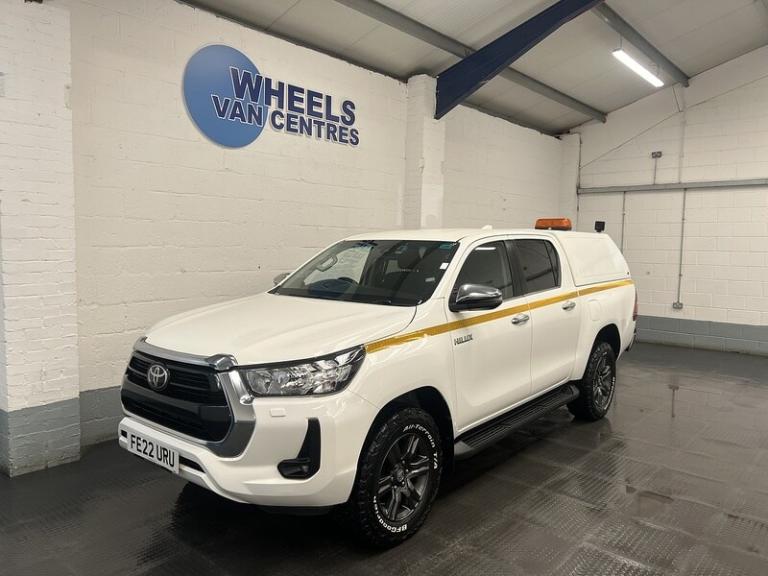 2022 Toyota Hilux 2.4 D-4D Icon Pickup Double Cab 4dr Diesel Auto 4WD Euro 6 (s/s) (150 ps) Picku...