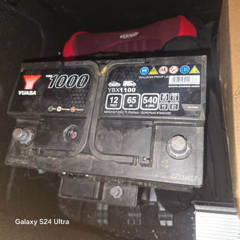 Car battery 12 VOLT  65 Ah  540 A (EN)