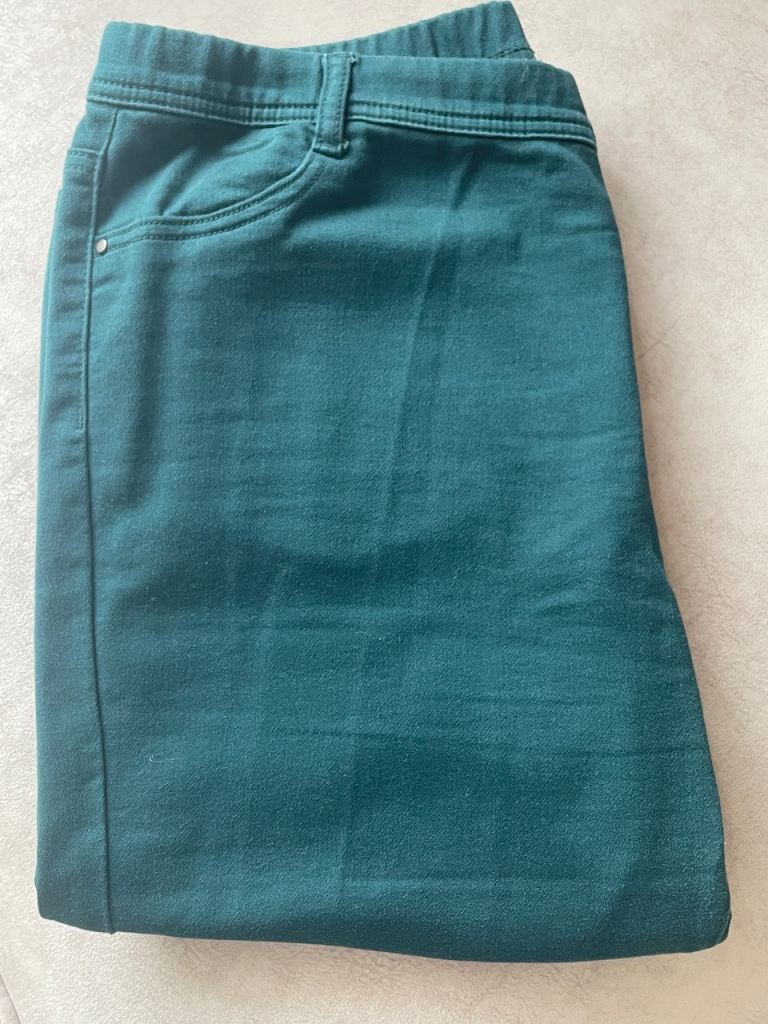 2 x pairs of jeggings - Size 16 - £8