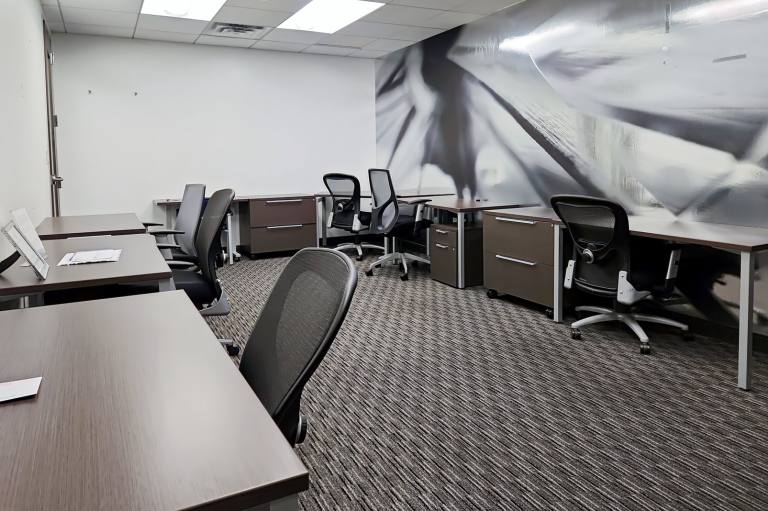 Edinburgh - EH3 9QA \ Flexible Office Space for Up to 15 Desks