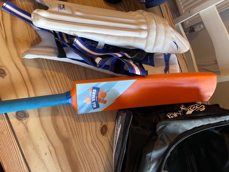 Complete cricket kit for beginners 