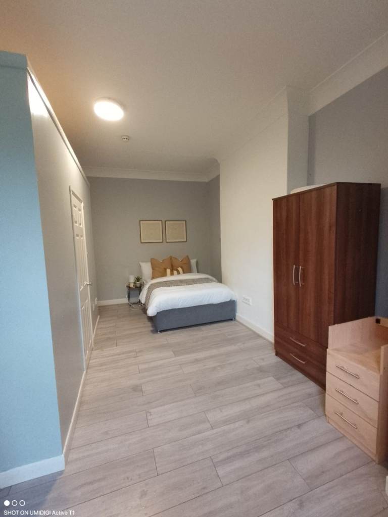 HMO Studio Flat – Hackney Area - N16 5PA – DSS Welcome (35+)
