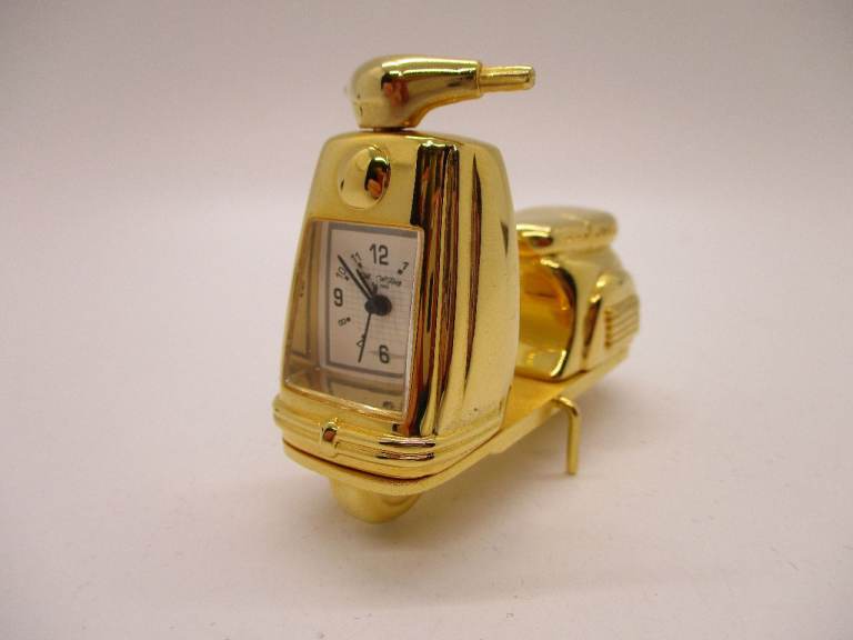 Vintage Wm Widdop Solid Brass Miniature Quartz Clock – Scooter