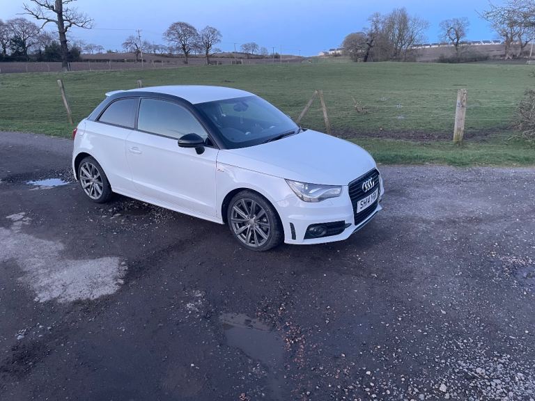 Audi A1 1.6 tdi s line style edition 2014 