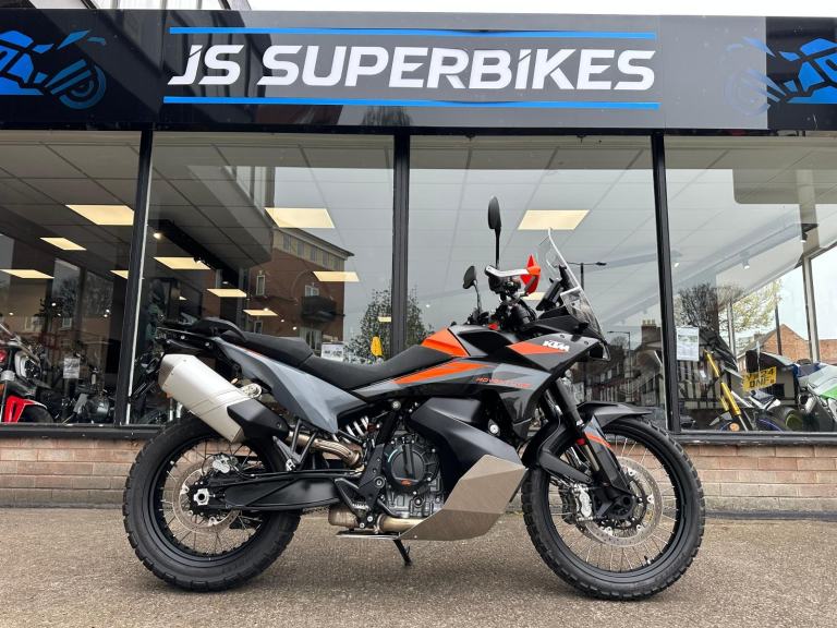 KTM 890 ADVENTURE 23 - 2211 MILES - 3 SERVICES. VERY CLEAN EXAMPLE