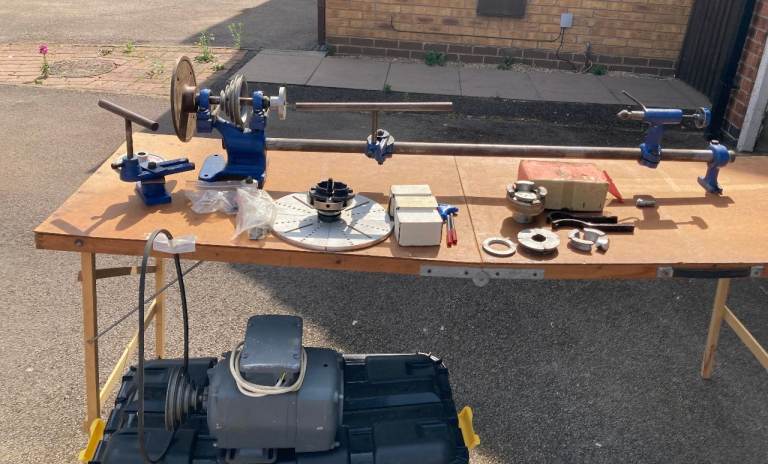 Wood Lathe Machine and Motor with Accessories