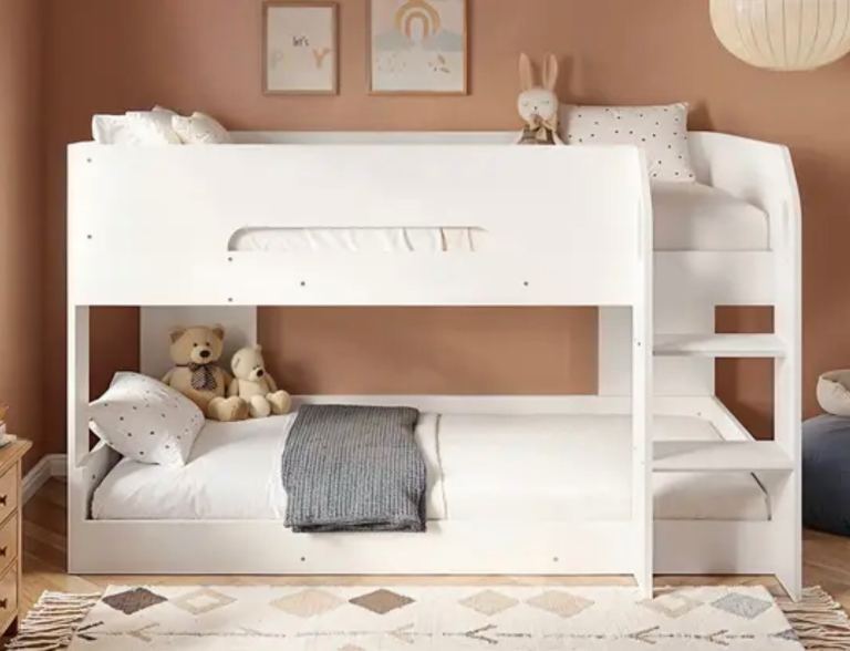 Low white bunk beds in excellent condition 
