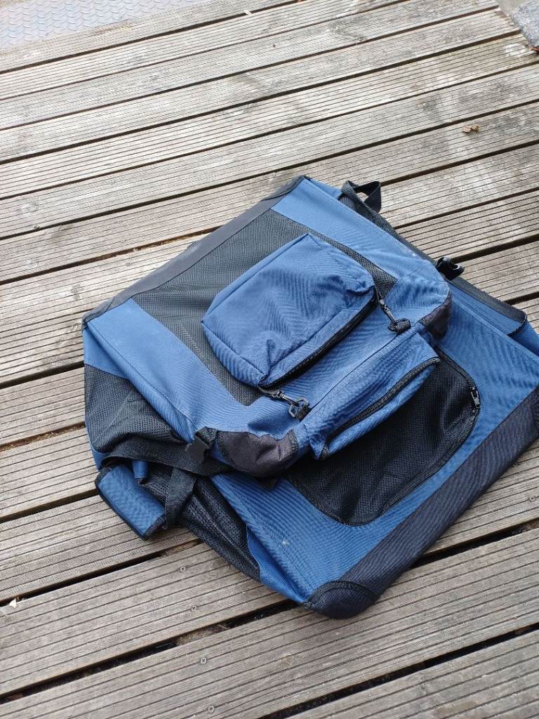 Canvas Petproved dog crate