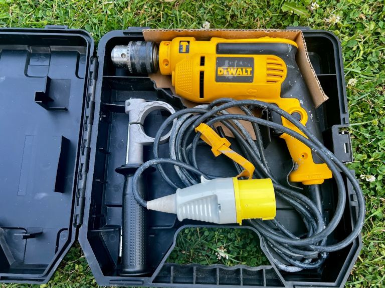 DEWALT DWD024 -110V Hammer Drill