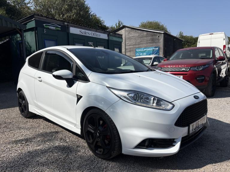 FORD FIESTA 1.6 T EcoBoost ST-3 2015