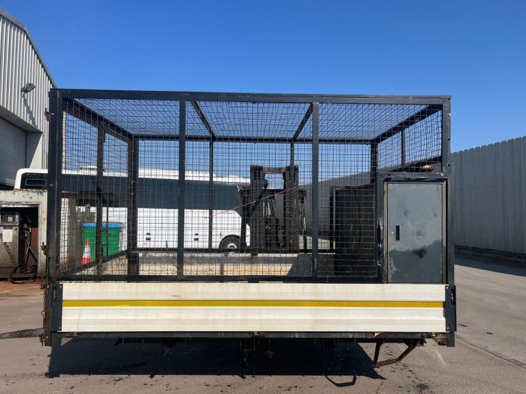Mercedes-Benz Sprinter CAGED TIPPER BODY SUPPLY AND FIT 