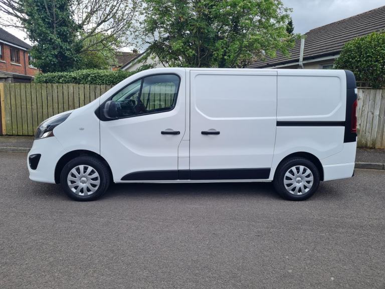 Year 2019 No Vat Totally Outstanding 2019 Vauxhall Vivaro Sportive Cdti Diesel 1598cc One Years Mot 