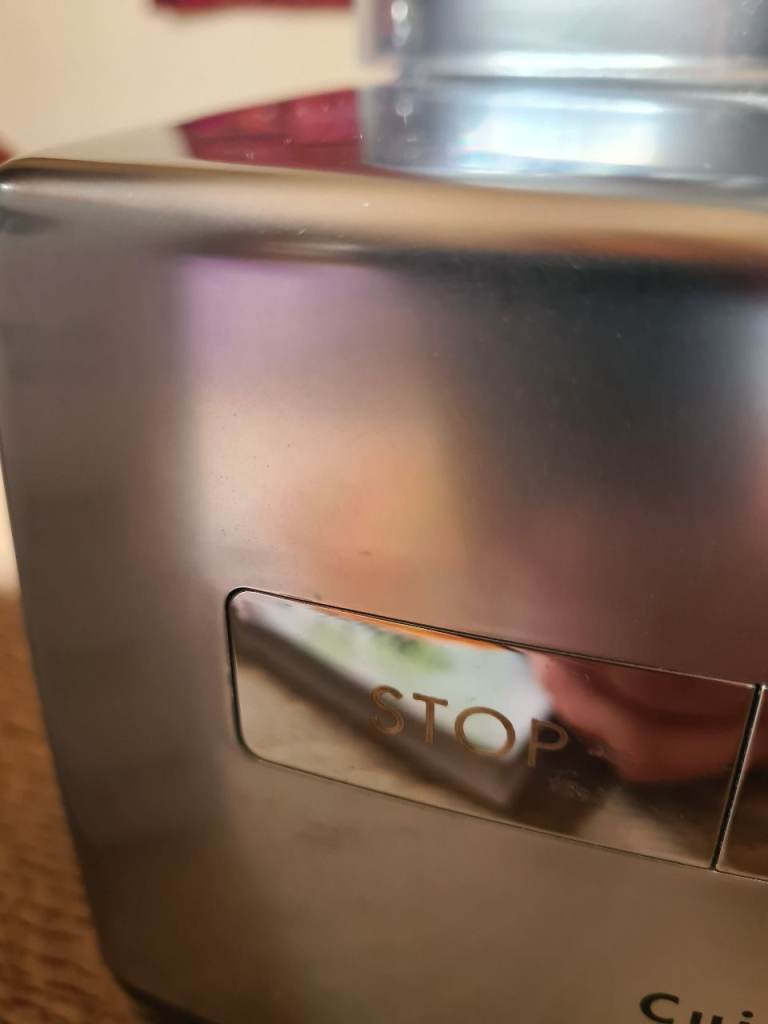 Magimix 5200XL used less than 5 times!