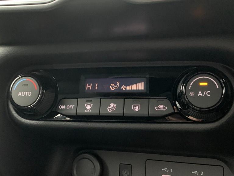 2025 Nissan Juke 1.0 DiG-T N-Connecta 5dr HATCHBACK PETROL Manual