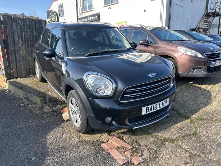 2016 MINI Countryman 1.6 Cooper ALL4 Euro 6 (s/s) 5dr HATCHBACK Petrol Manual
