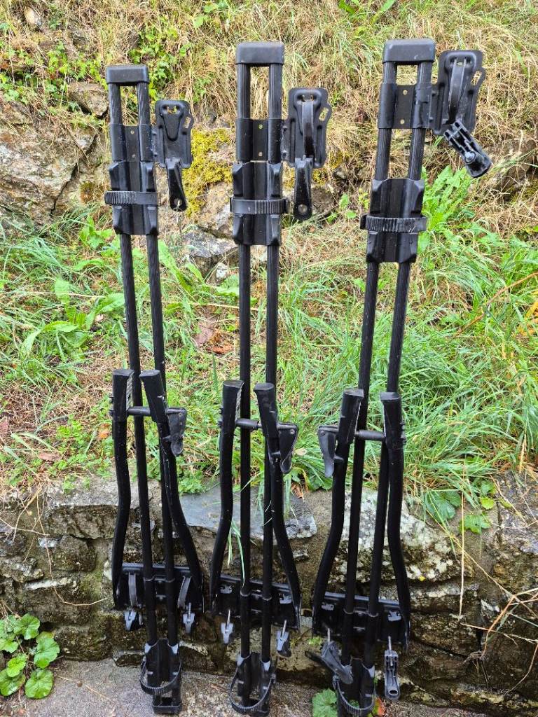 2 +1 lockable  - Thule Freeride 530 bike carriers for car roof 