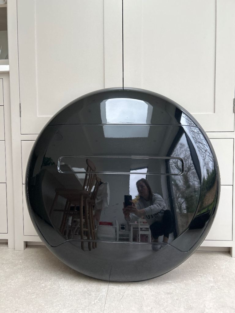 Defender 90 rear wheel cover black 