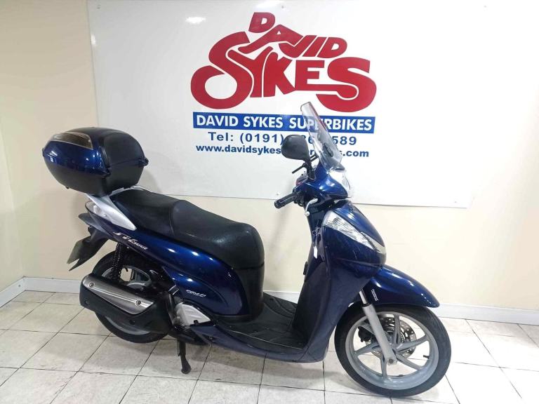 Honda SH300i  SCOOT 09 REG ONLY 18954 MILES WITH EXTRAS £1799.OTR