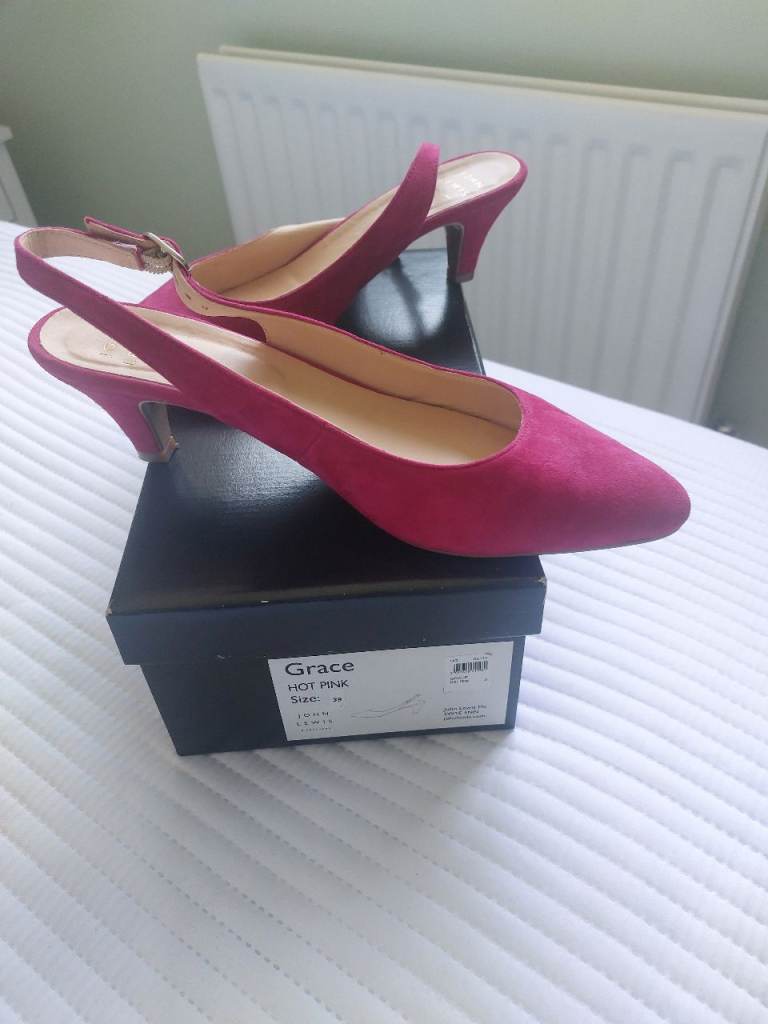 Pink kitten heel shoes