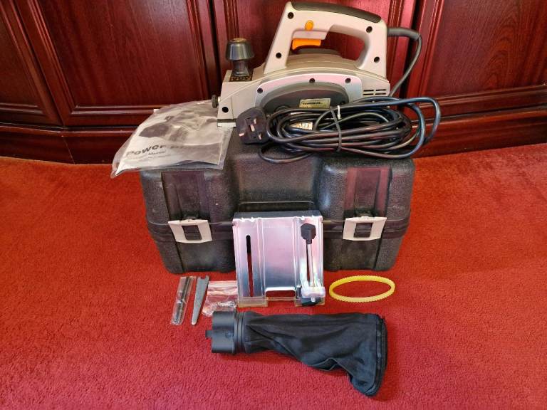 Powerbase Excel Electric Planer 900W 240V in Carry Case. New Condition.