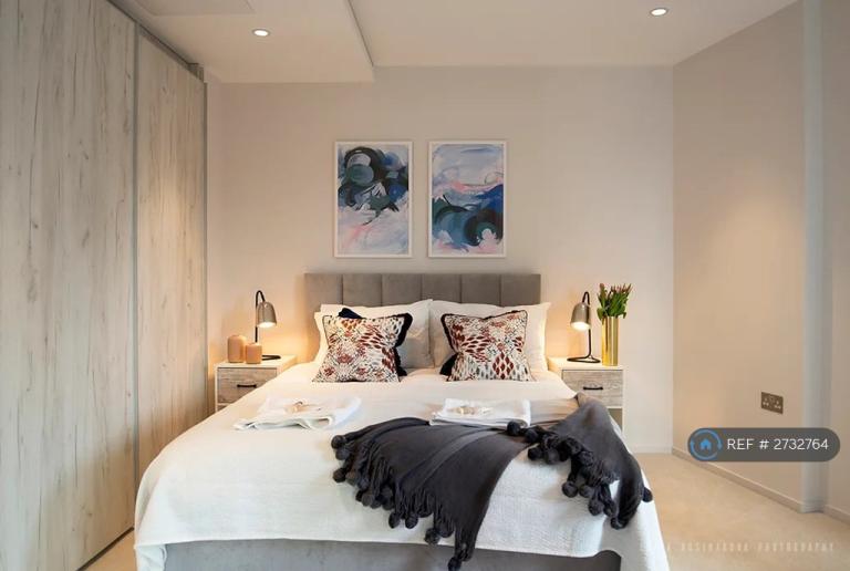 1 bedroom flat in Camley Street, London, N1C (1 bed) (#2732764)