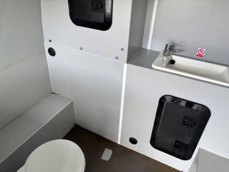 2023 72 MERCEDES-BENZ SPRINTER 2.0 315 CDI PROGRESSIVE PANEL VAN WELFARE MESS VA