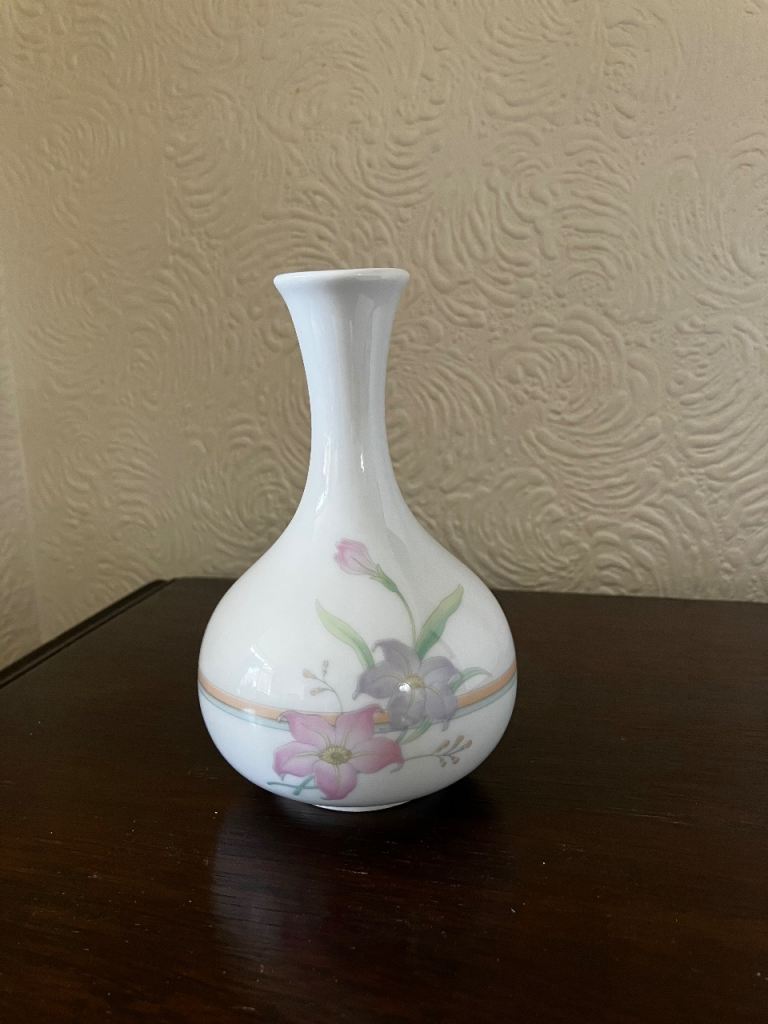  St Michael small vase Excellent Condition