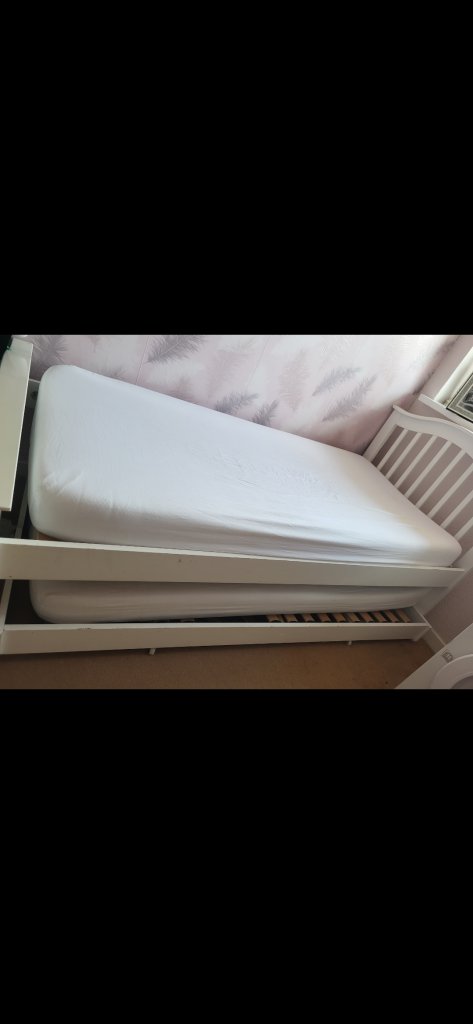 Trundle single bed can be used as double 
