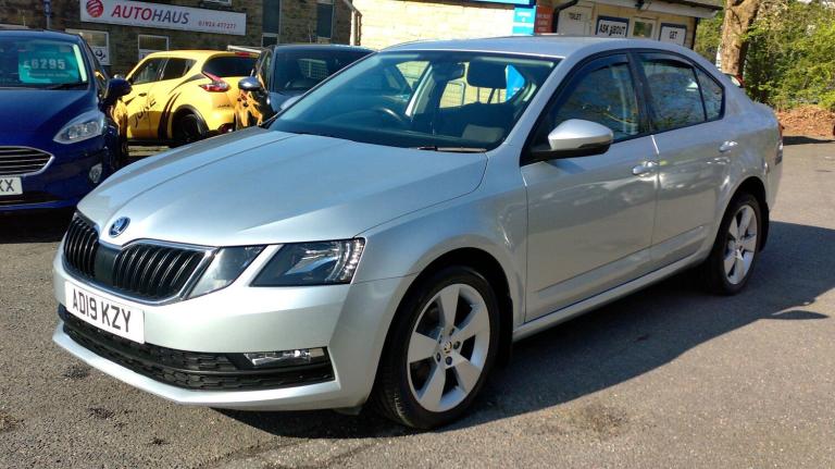 2019 Skoda Octavia 1.6 TDI SCR SE Drive Euro 6 (s/s) 5dr HATCHBACK Diesel Manual