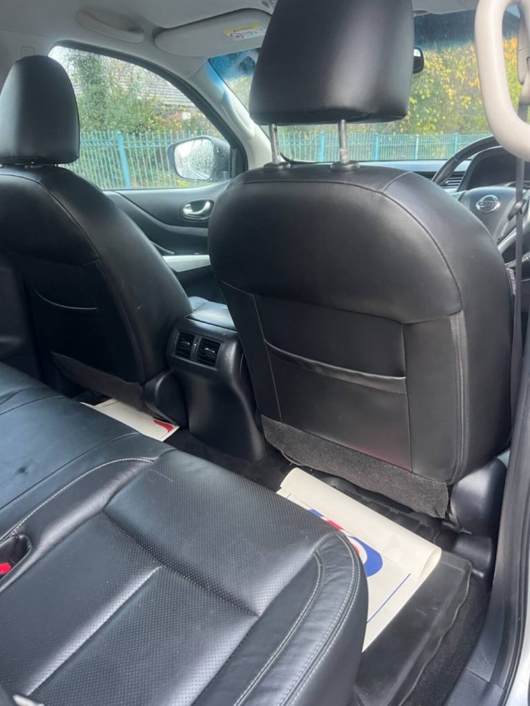 2017 Nissan Navara Double Cab Pick Up Tekna 2.3dCi 190 4WD PICK UP DIESEL Manual