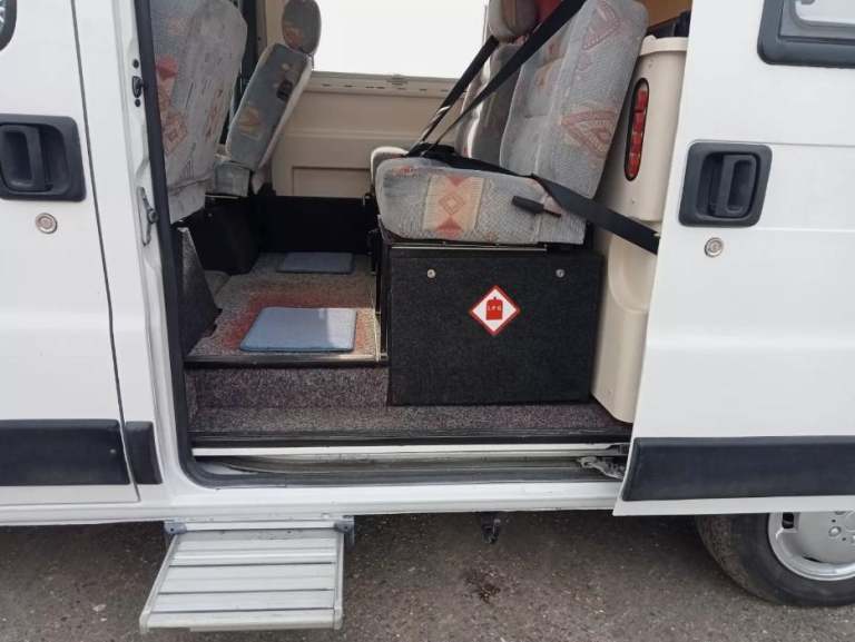 DIMENSION ROMAHOME 2004 2 BERTH