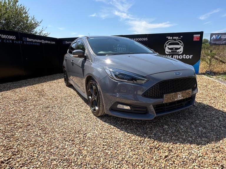 2015 Ford Focus 2.0 TDCi ST-3 Euro 6 (s/s) 5dr HATCHBACK Diesel Manual