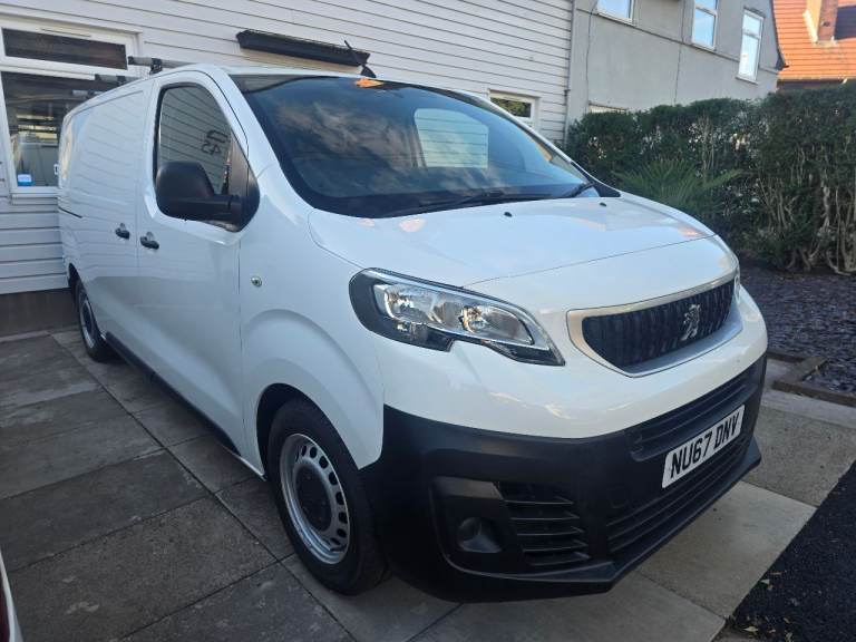 Peugeot EXPERT (no vivaro trafic)