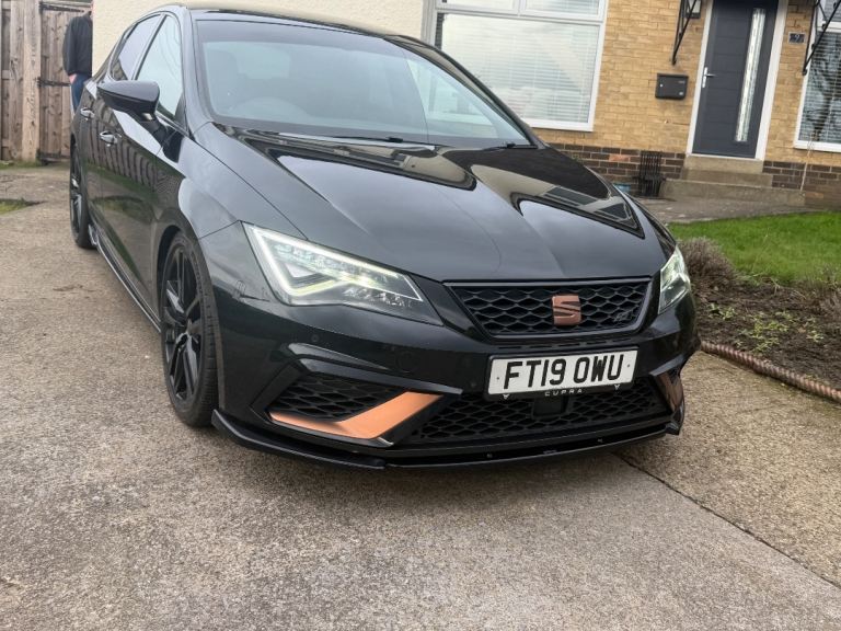 Seat, LEON, Hatchback, 2019, Semi-Auto, 1984 (cc), 5 doors