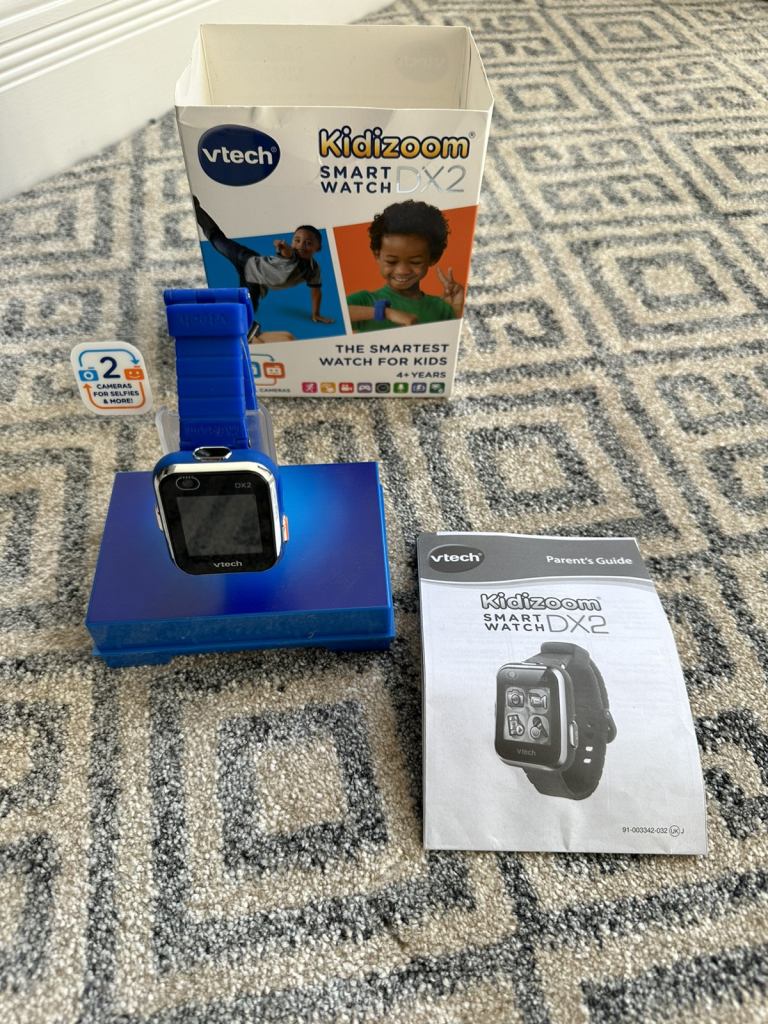 AS NEW Kid VTECH kidizoom Smart Watch