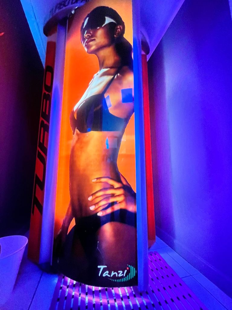 Standup sunbed for sale 