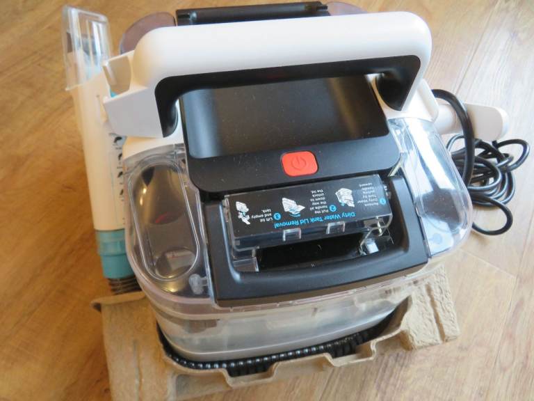 Shark StainStriker Pet Carpet Cleaner - Brand New