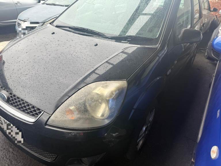 Breaking spare parts ford fiesta mk6
