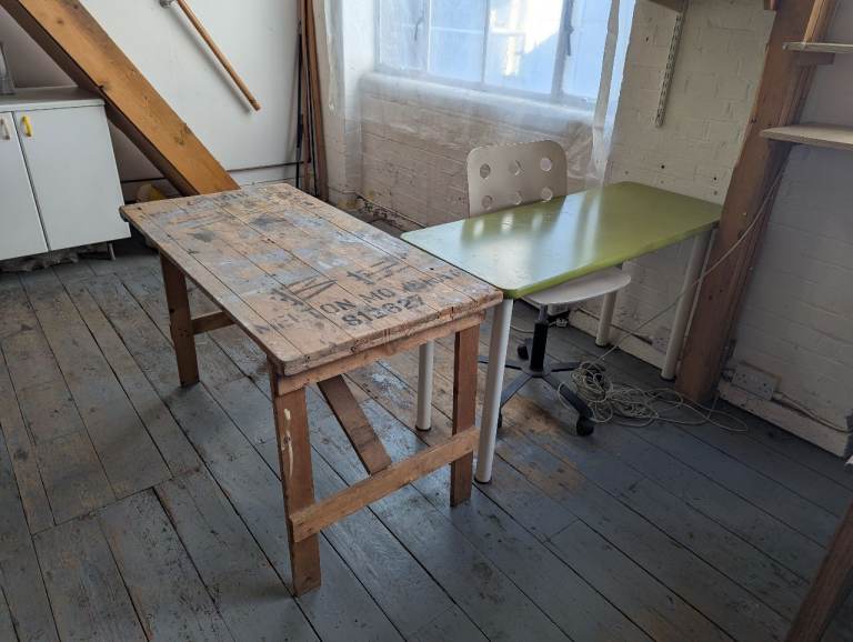 Cheap studio desk space near Shoreditch Park, Hackney