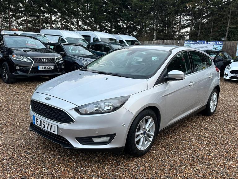 2015 Ford Focus 1.0T EcoBoost Zetec Euro 6 (s/s) 5dr HATCHBACK Petrol Manual