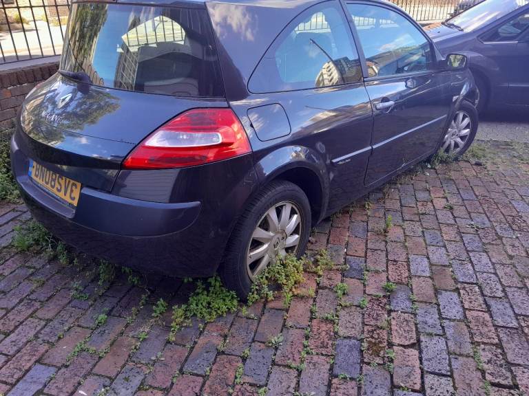  Renault Megane 1.6 2008 - Black, 2-Door, Personal Sale, £500 ONO