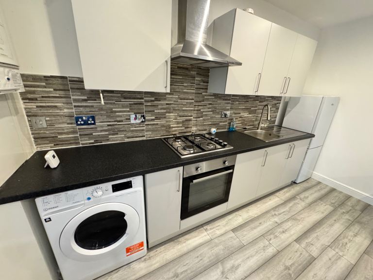 2-Bedroom Furnished Flat Near Leicester City Centre – Available immediately 