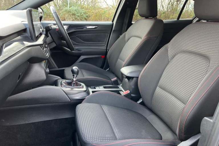 2023 Ford Focus 1.0 EcoBoost Hybrid mHEV 155 ST-Line Edition 5dr Manual Hatchback Petrol Manual