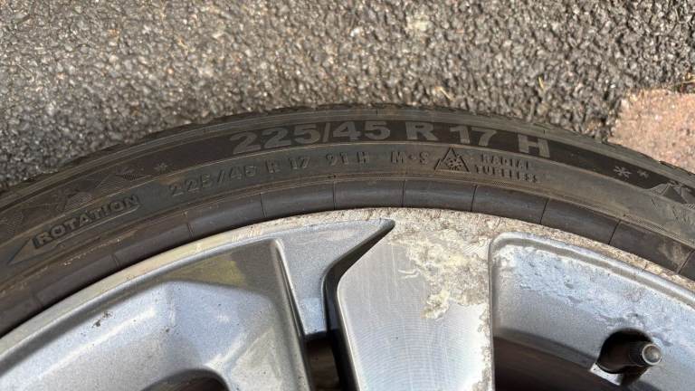 4 x Peugeot 308 Alloy Wheels 225/45/R17 with Semperit Speed-Grip 5 Tyres  