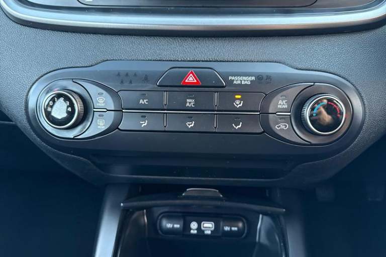 2016 Kia Sorento 2.2 CRDi KX-1 5dr ** Tow Bar ** Manual Station Wagon Diesel Manual