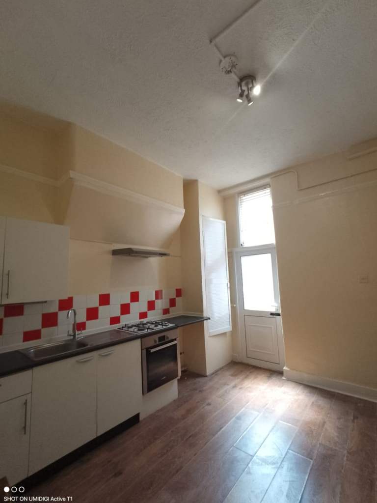 2 Bedroom Flat - Haringey Area - N22 7BD - DSS Families welcome