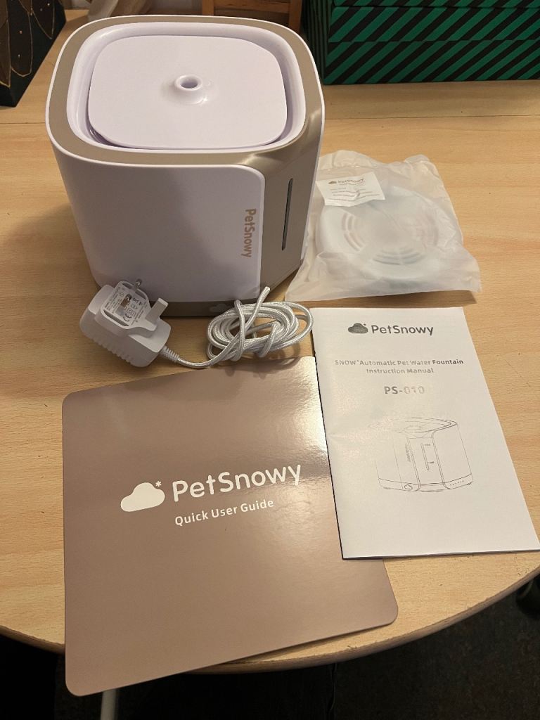 Pet snowy – Pet water fountain (white and beige/brown)